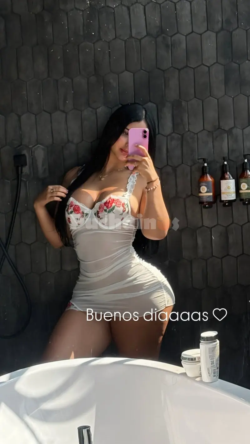 Alexandra , escorts en Paita · sexy y ardiente jovencita vip de buen cuerpo de vez blanca vip